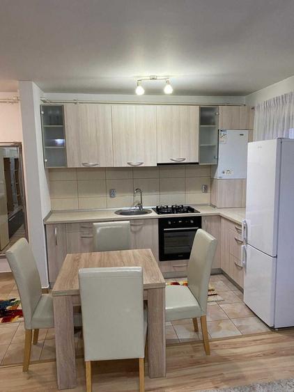 Apartament cu 2 camere decomandat în Florești