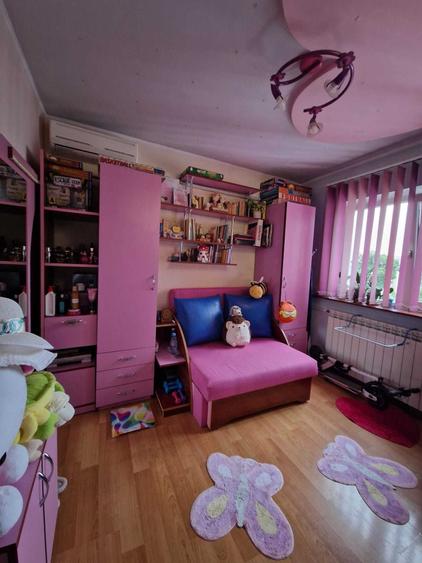 Apartament cu 3 camere decomandat în Dacia