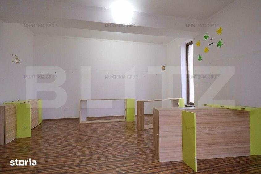 Casă cu 6 camere cu Teren 571 Mp în Snagov