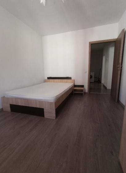 Apartament cu 2 camere decomandat în Florești