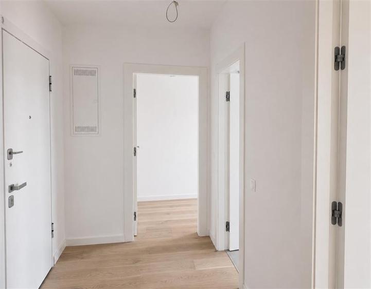 Apartament cu 2 camere decomandat în Pipera