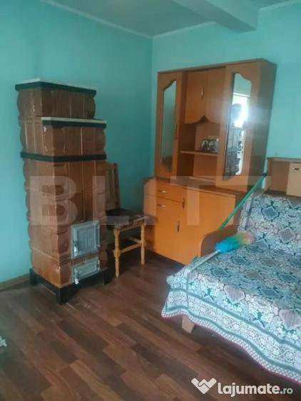 Casă cu 3 camere cu Teren 1500 Mp în Negostina
