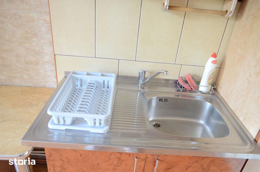 De inchiriat apartament ultracentral cu garaj - 8