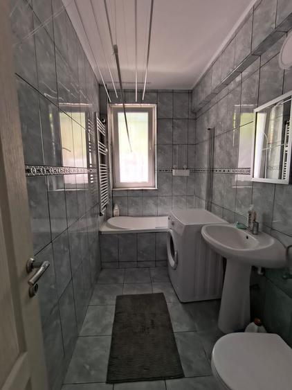 Apartament cu 2 camere semidecomandat în Gara