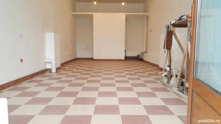 Spațiu comercial, de 45 mp, în Central