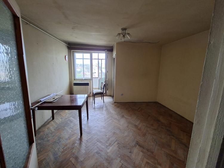 Garsonieră semidecomandată în Central
