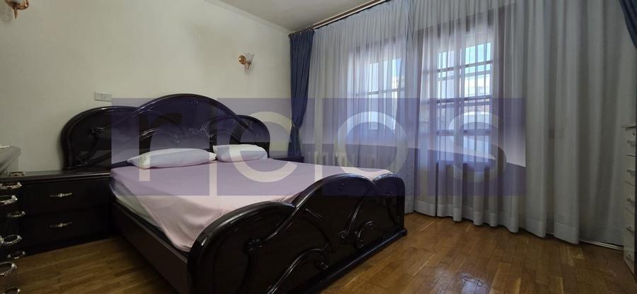 Apartament cu 4 camere decomandat, mobilat în Nerva Traian