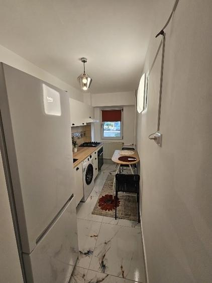 SPRE INCHIRIERE APARTAMENT - 4