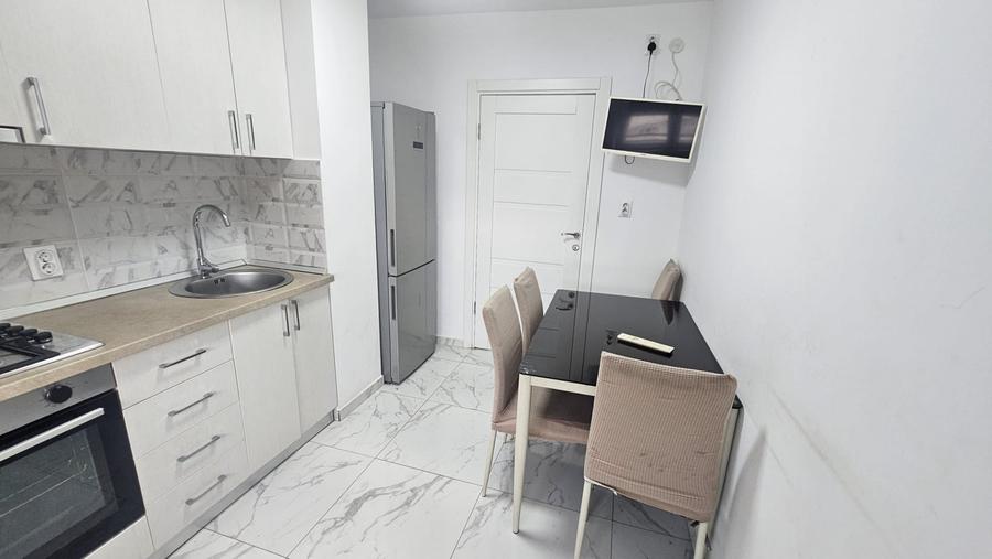 Apartament cu 3 camere decomandat, mobilat în Obor