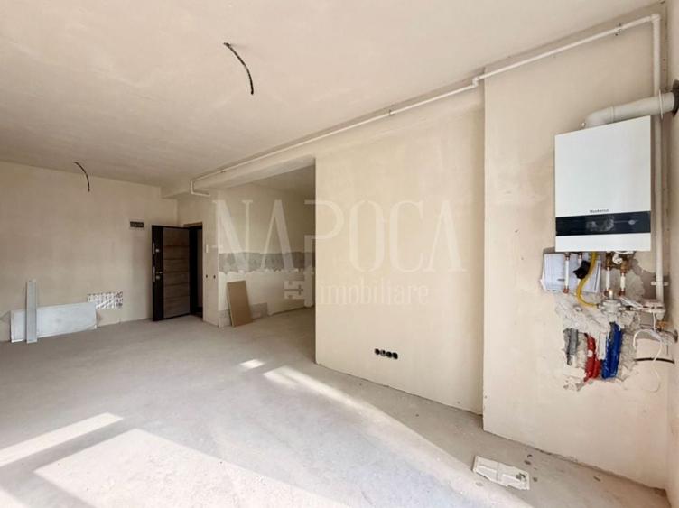Apartament cu 2 camere semidecomandat în Mărăști