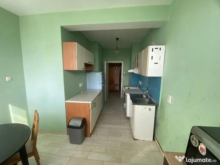 Apartament cu 2 camere decomandat în Dacia