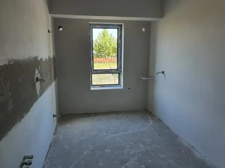 Apartament cu 2 camere decomandat în Theodor Pallady
