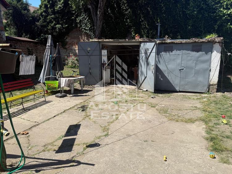 Două case de vânzare în aceeași curte zona Maria - 21