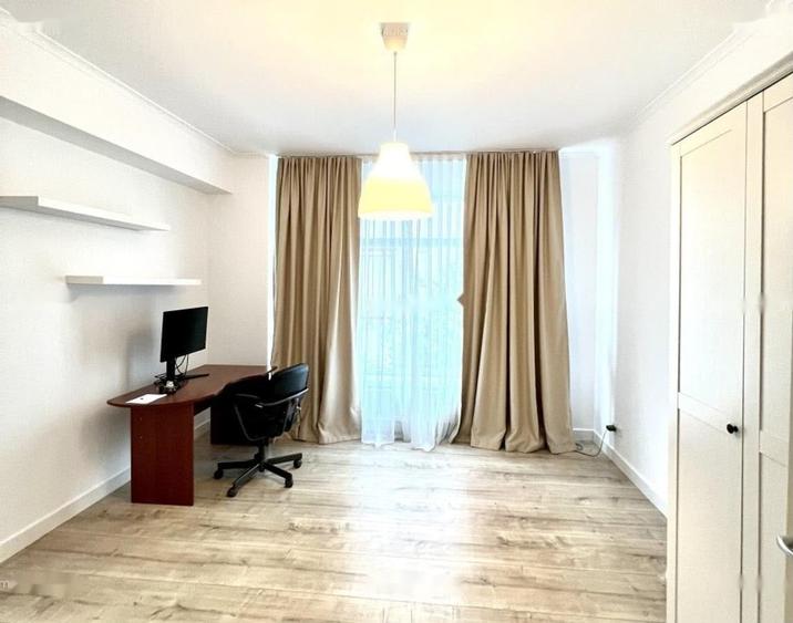 Apartament cu 3 camere în Barbu Văcărescu