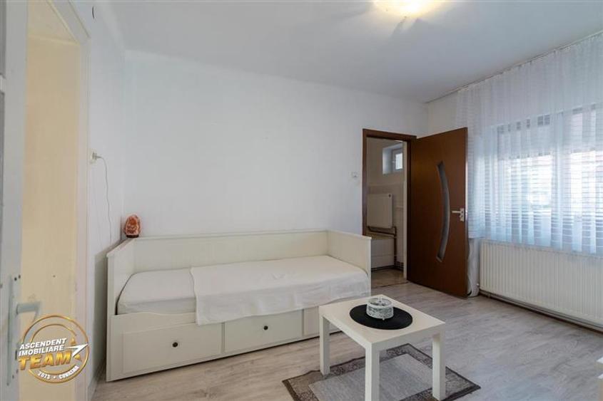 Casă individuală cu 2 camere cu Teren 186 Mp în Simeria