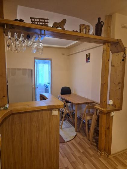 Apartament cu 2 camere decomandat în Exterior Vest