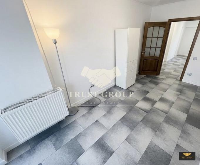 Apartament cu 3 camere semidecomandat, mobilat în Titulescu
