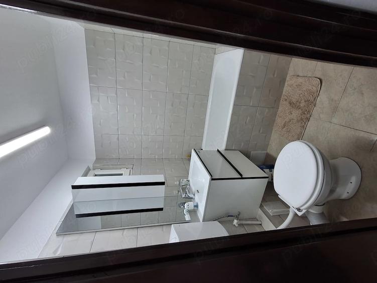 Apartament cu 2 camere semidecomandat în Giurgiului