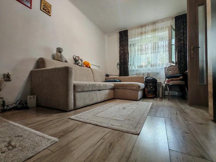 Apartament cu 2 camere decomandat în Decebal