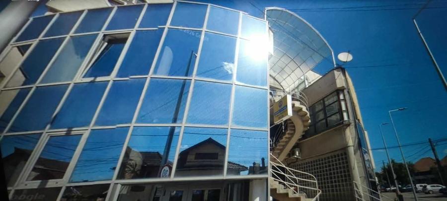 Spațiu comercial, de 102 mp, în Central