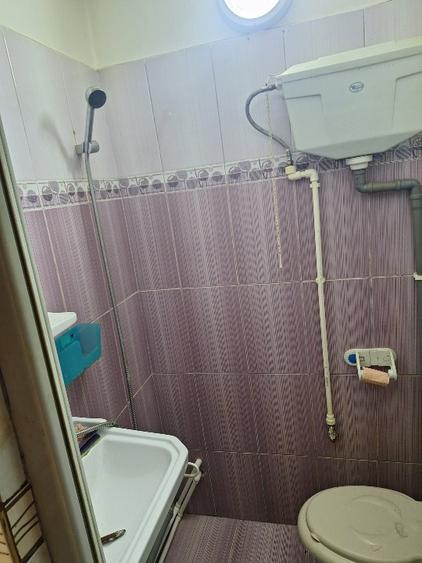 Garsonieră decomandată în CET