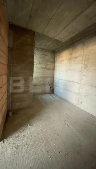 Casă cu Teren 560 Mp în Dezmir