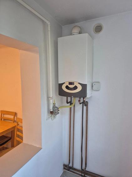 Apartament cu 2 camere decomandat în Girocului