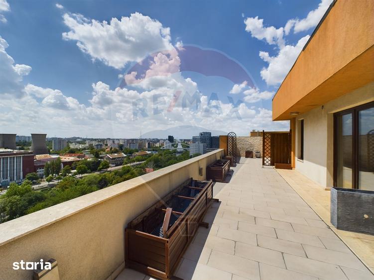 Apartament cu 4 camere, mobilat în Splaiul Independenței