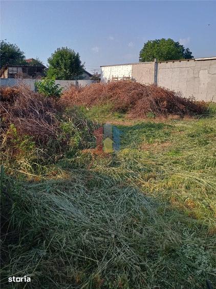 Teren de 941 mp, în Chercea