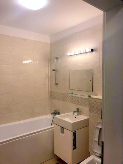 Apartament cu 2 camere semidecomandat, mobilat în Bună Ziua