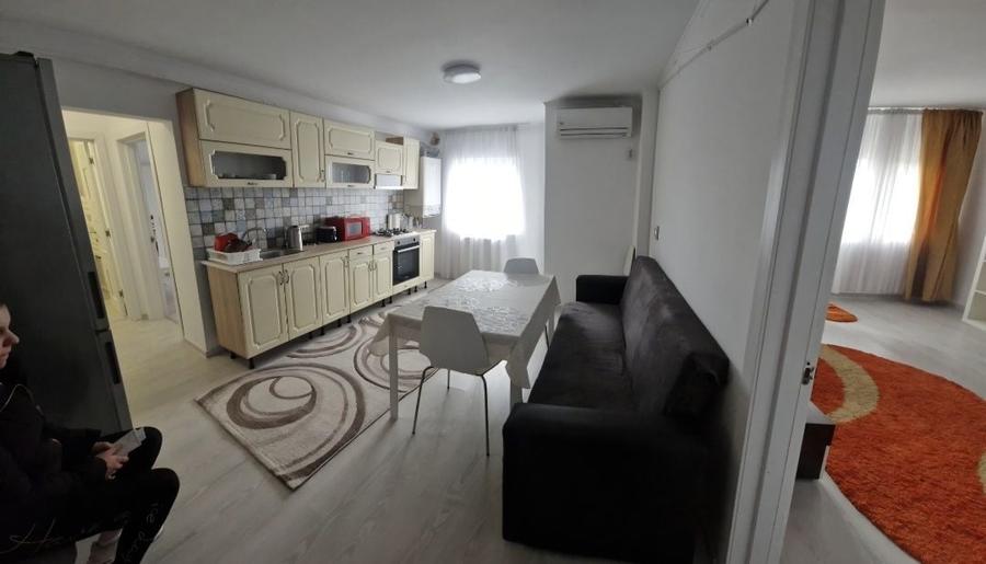 Apartament cu 2 camere decomandat în Central