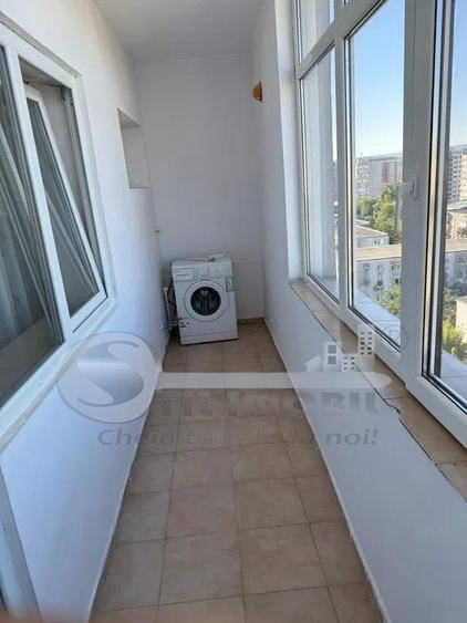 Apartament cu 2 camere semidecomandat, mobilat în Podu Roș