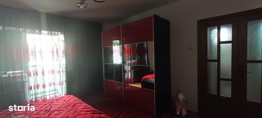 Garsonieră decomandată în Calea București