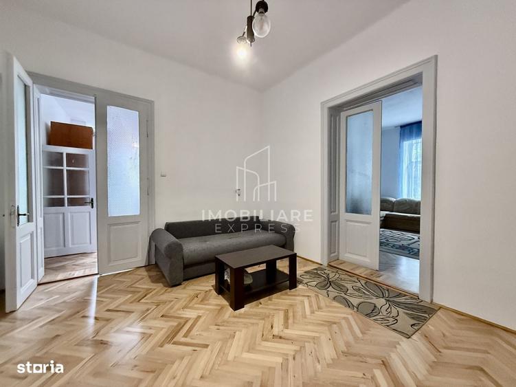 Apartament cu 4 camere în Gruia
