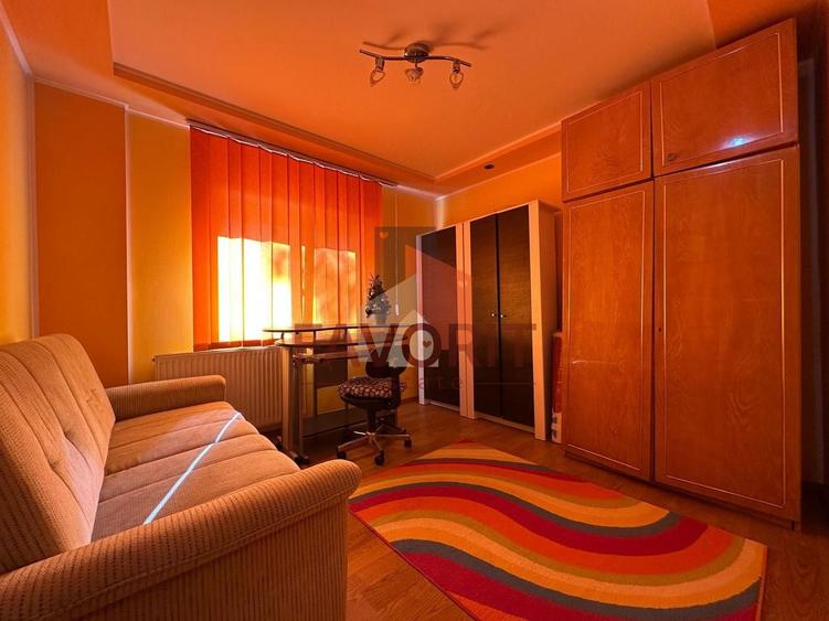 Apartament cu 3 camere decomandat, mobilat în Șagului