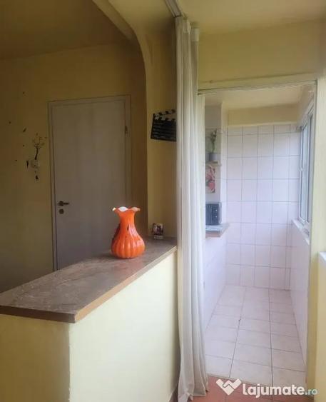 Garsonieră decomandată în Tineretului