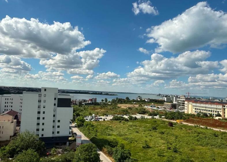 Apartament cu 2 camere semidecomandat, mobilat în Tomis Nord