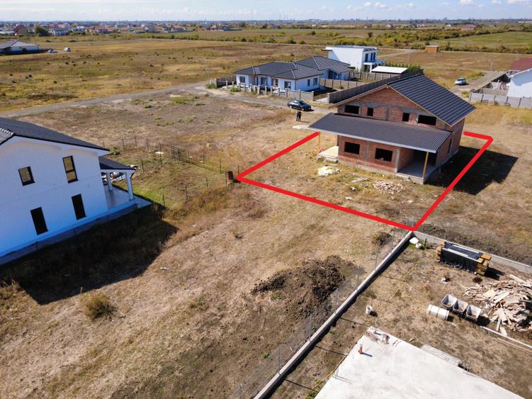 Duplex cu 8 camere cu Teren 505 Mp în Moșnița Veche
