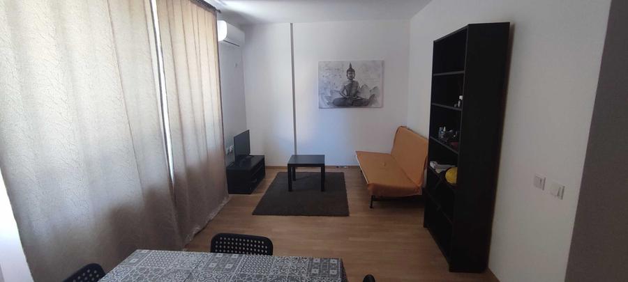 Apartament cu 2 camere semidecomandat în Berceni