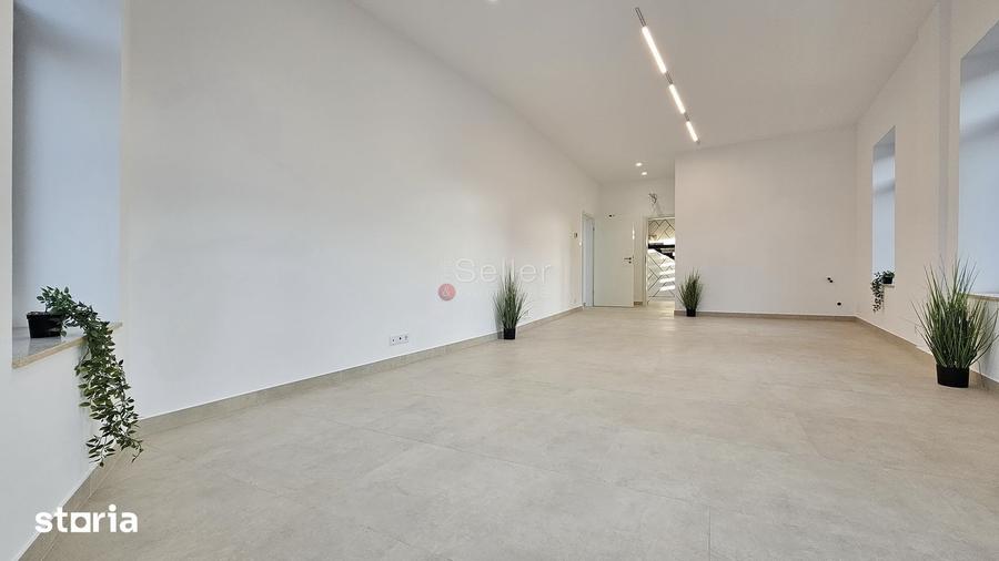 Spațiu comercial, de 250 mp, în Centrul Civic