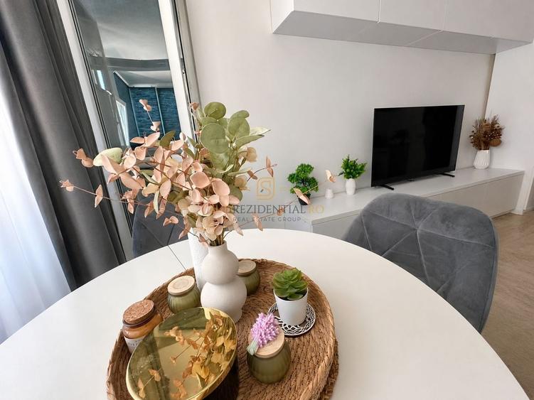 Apartament cu 2 camere decomandat, mobilat în Central