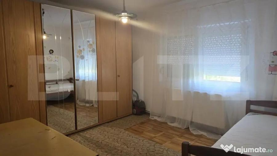 Apartament de inchiriat, cu 2 camere, 58 mp, zona Micro 17 - 6