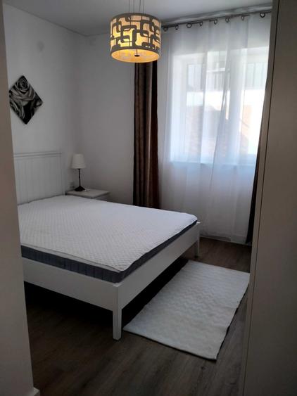 Apartament cu 2 camere decomandat, mobilat în Pipera
