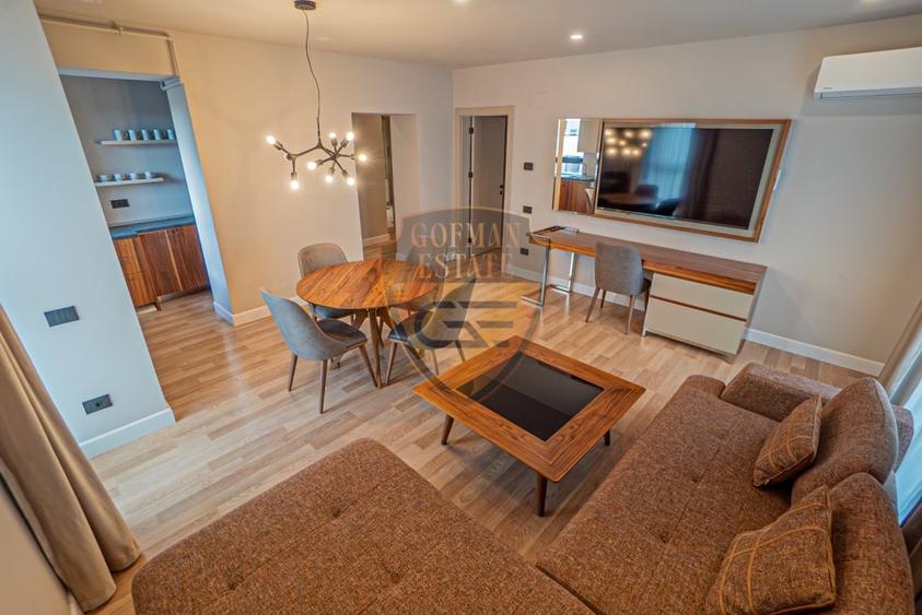 Apartament cu 3 camere decomandat, mobilat în Tomis Nord