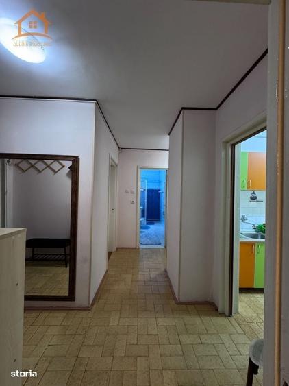 Apartament cu 3 camere decomandat în Griviței