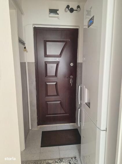 Apartament cu 2 camere în Viziru 3