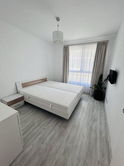 Apartament cu 3 camere decomandat în Ciarda Roșie
