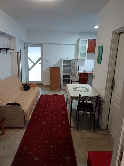 Casă cu 2 camere în Gruia