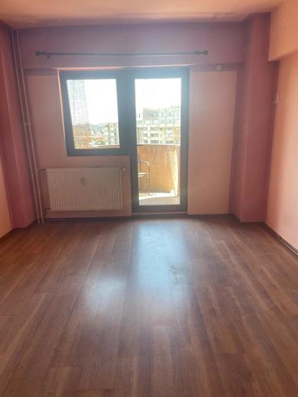 Apartament cu 2 camere decomandat în Exterior Vest