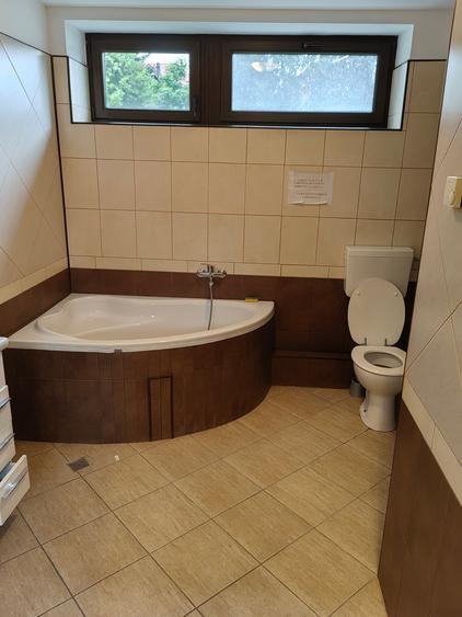 Casă cu 6 camere cu Canalizare în Băneasa